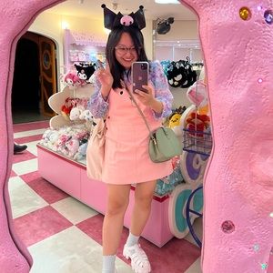 Meet your Posher, Tonibelle